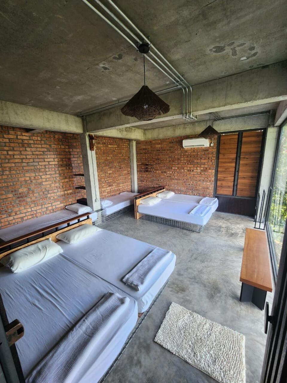 新古毛The Wildwood Retreat Kkb别墅 外观 照片